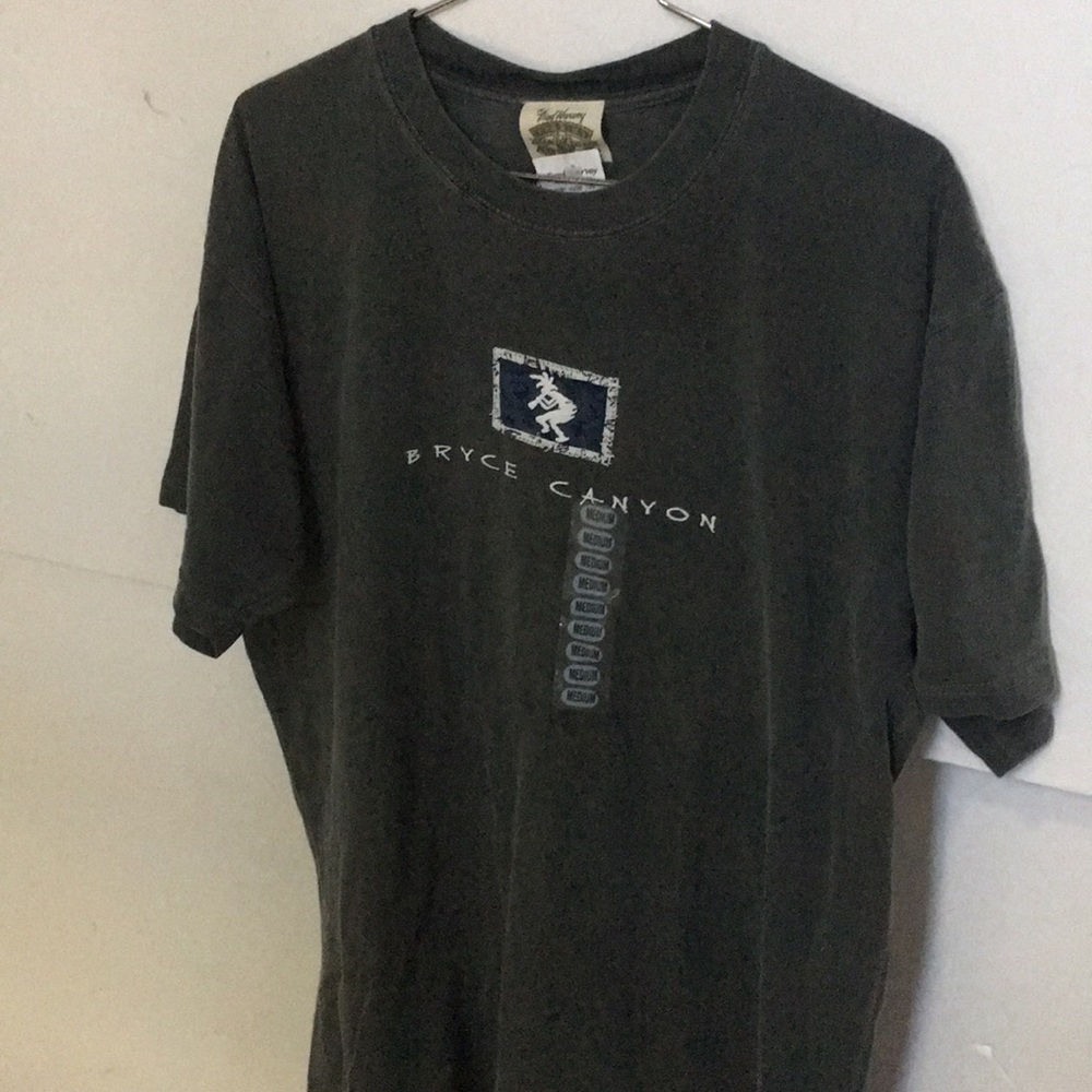Fred Harvey - M Bruce Canyon Army Green Tee NWT